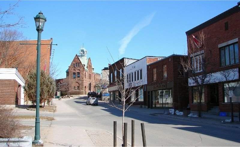 Discovering the Charm of Almonte, Ontario: A Guide to Your Perfect Getaway