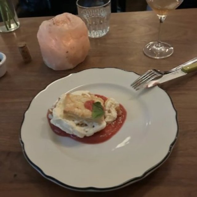Arlo Wine & Restaurant Ottawa