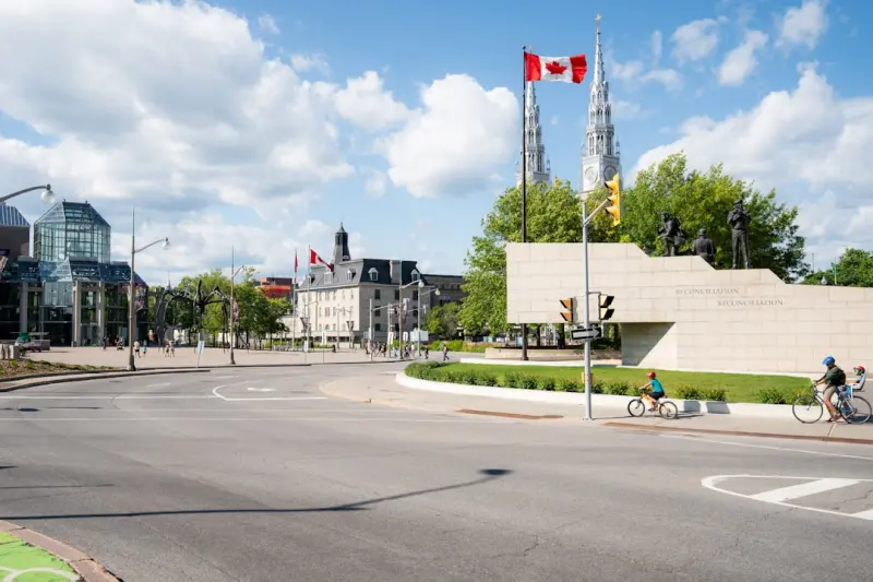 How Community Tool Libraries Are Reshaping Canadian Home Life