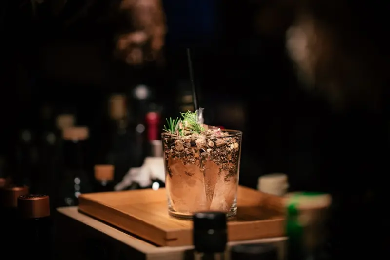 AI‑Powered Mixology: How Algorithms Are Shaking Up the Cocktail Scene