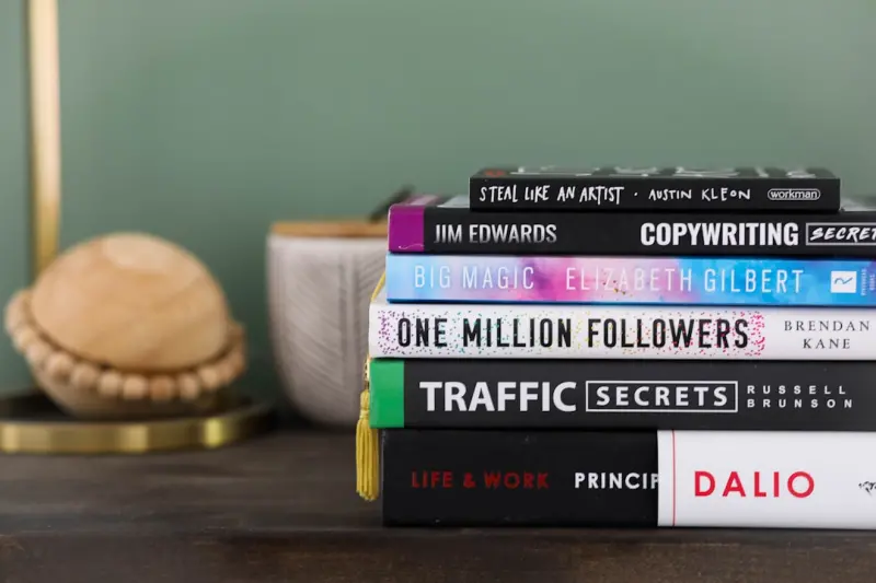 Legal Strategies Every Influencer Needs to Thrive in the Digital Age