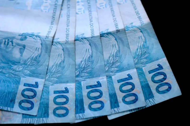 Municipal Money, Federal Power: The New Climate Finance Battleground in Canada Municipal Money, Federal Power: The New Climate Finance Battleground in Canada