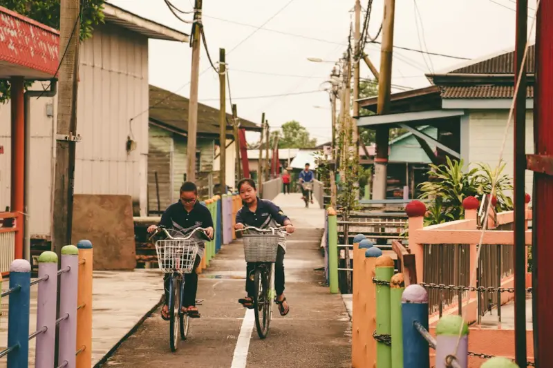 Neighbourhood Explorations: Why Micro‑Tours Are the Next Travel Wave