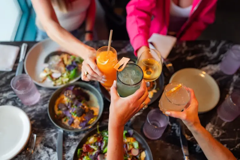 Sip Smart: How AI is Redefining Home Mixology