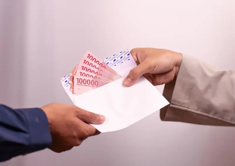 How to Turn Every SaaS Bill into a Deal: A Pragmatic Playbook for Savvy Teams