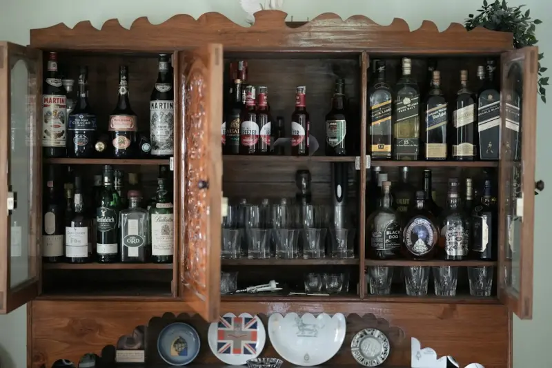 Sipping the Seasons: Transform Your Home Bar with Fresh, Seasonal Cocktails