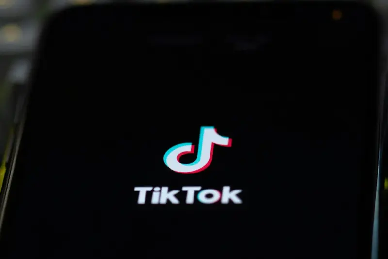 When TikTok Challenges Cross the Line: A Parental Alert - Support Canadian