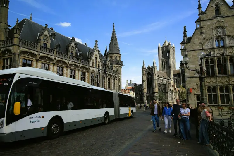 Hybrid Bus‑Cruise Journeys Redefine Regional Travel