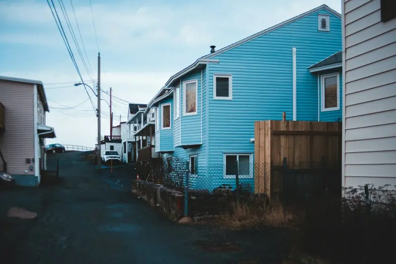 Federal‑Provincial Tug‑of‑War Over Housing and Climate Funding