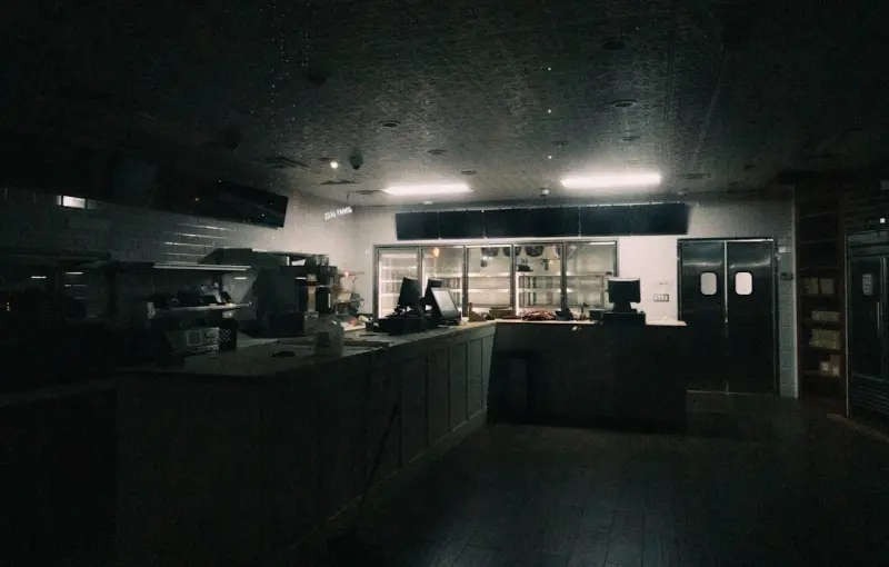 Ghost Kitchens Unveiled: Turning Empty Space Into Restaurant Gold