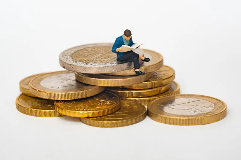The Subscription Economy: How to Tame Recurring Costs and Boost Your Wallet