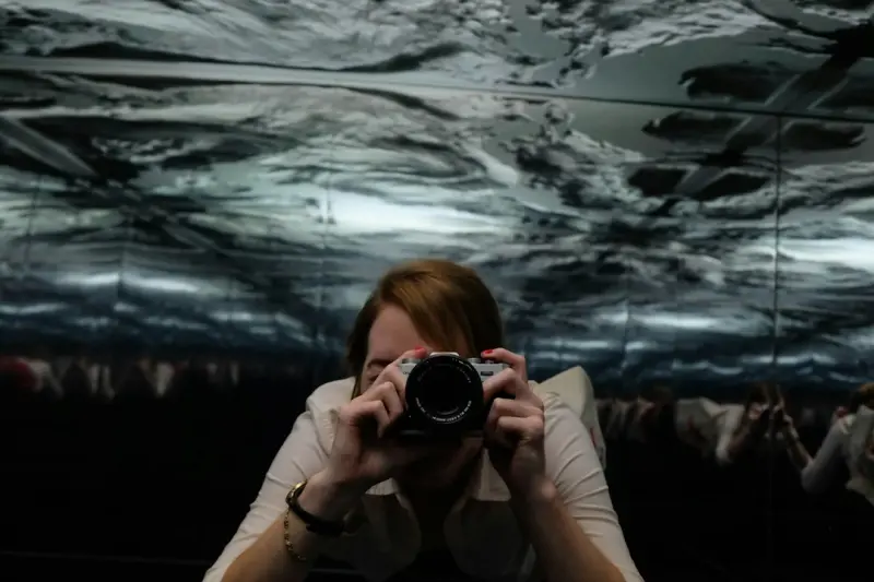 Beyond the Lens: Crafting a Sensory Travel Experience
