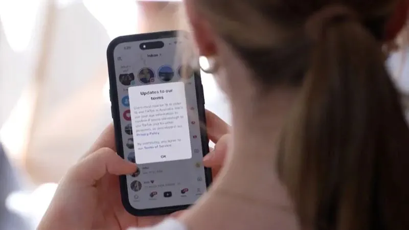 Warning Issued for ‘Dangerous’ Social-Media Challenges Trending Among Ontario Kids Warning Issued for ‘Dangerous’ Social-Media Challenges Trending Among Ontario Kids