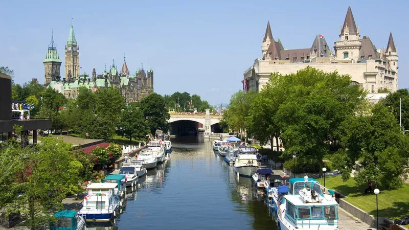 The Rideau Canal Route: A Fascinating Drive Through Ontario's Prettiest Towns The Rideau Canal Route: A Fascinating Drive Through Ontario's Prettiest Towns