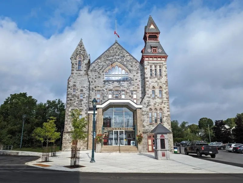 Discovering the Charm of Almonte, Ontario: A Guide to Your Perfect Getaway Discovering the Charm of Almonte, Ontario: A Guide to Your Perfect Getaway
